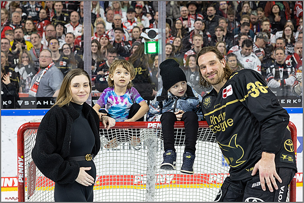 PENNY DEL;  Koelner Haie - Bietigheim Steelers; Koeln, 05.03.2023